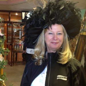 Meet your Posher, Debbie